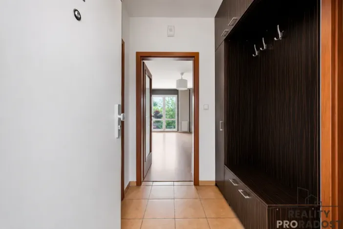 Prodej bytu 3+kk, Hovorčovice, Řipská, 75 m2