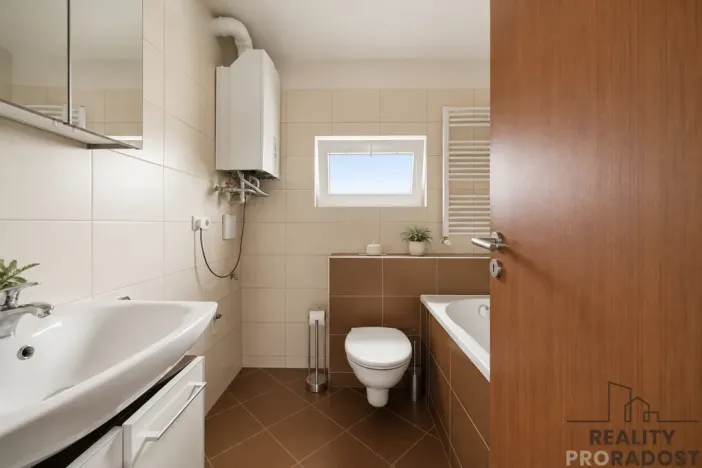 Prodej bytu 3+kk, Hovorčovice, Řipská, 75 m2