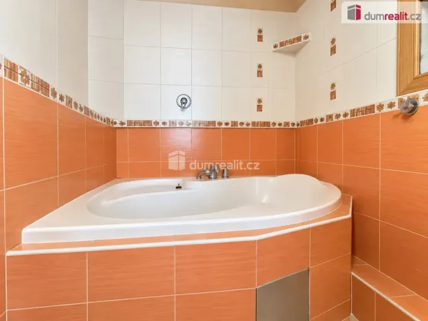 Pronájem bytu 3+1, Bílina, Sídliště Za Chlumem, 70 m2