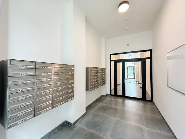 Pronájem bytu 2+kk, Praha - Holešovice, Tusarova, 58 m2