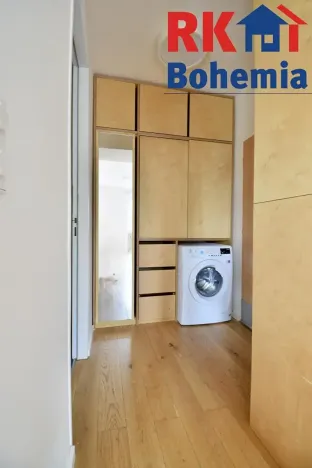 Pronájem bytu 3+kk, Praha - Vršovice, Jakutská, 67 m2
