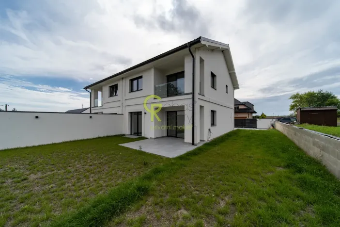 Prodej rodinného domu, Podolanka, V Ohradě, 129 m2