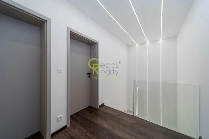 Prodej rodinného domu, Podolanka, V Ohradě, 129 m2