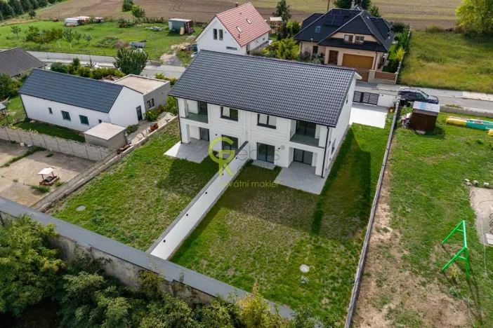 Prodej rodinného domu, Podolanka, V Ohradě, 129 m2