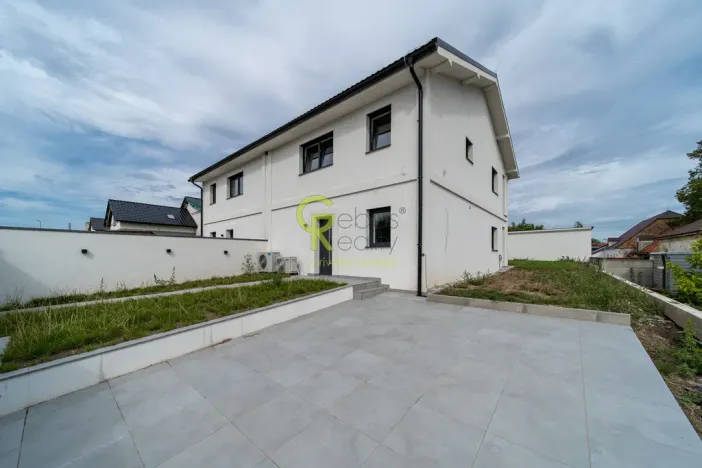 Prodej rodinného domu, Podolanka, V Ohradě, 129 m2