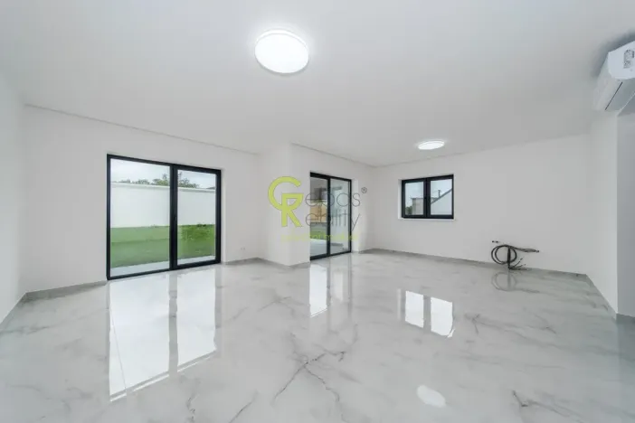 Prodej rodinného domu, Podolanka, V Ohradě, 129 m2