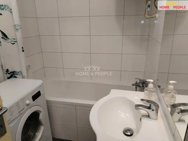 Pronájem bytu 2+1, Praha - Žižkov, Biskupcova, 50 m2