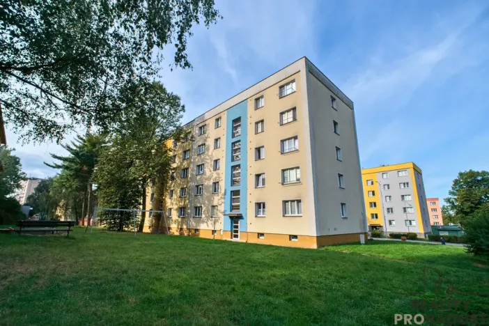 Prodej bytu 2+1, Karviná, Kosmonautů, 58 m2