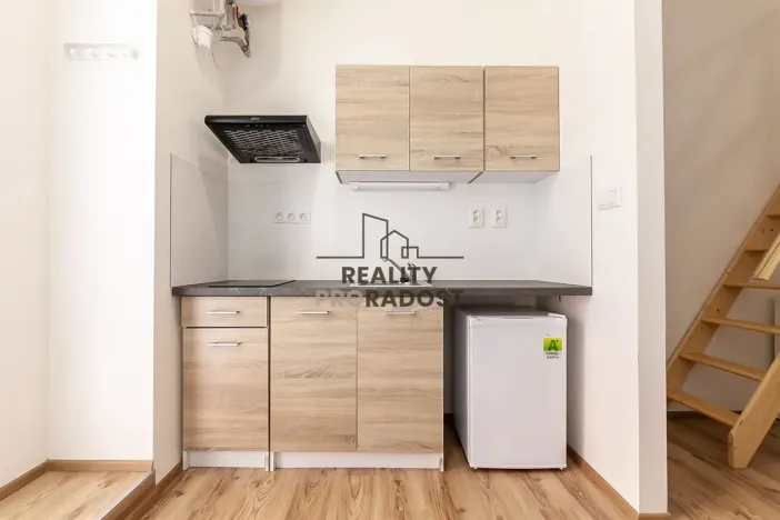 Pronájem bytu 1+kk, Brno, Hybešova, 21 m2