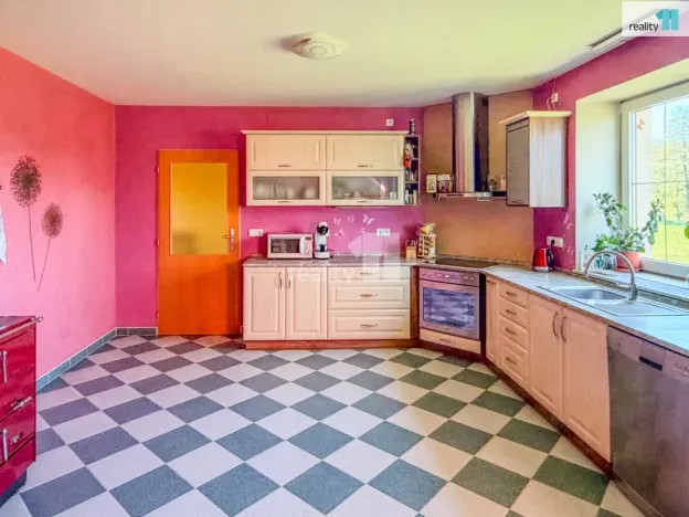 Prodej rodinného domu, Letiny - Bzí, 200 m2