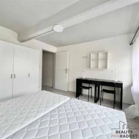 Pronájem bytu 2+1, Brno, Hybešova, 40 m2