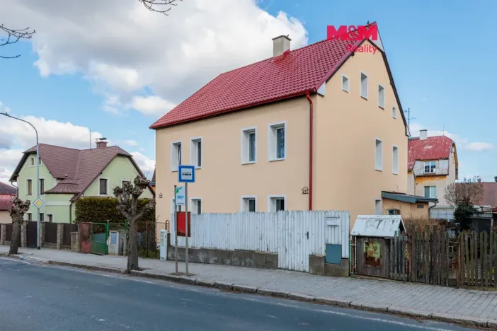 Prodej činžovního domu, Karlovy Vary - Stará Role, Svobodova, 100 m2