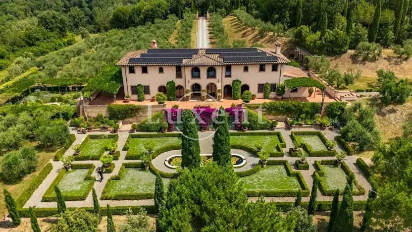 Prodej vily, Lucca, Itálie, 800 m2