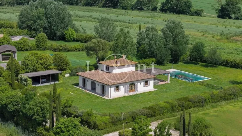 Prodej vily, Cortona, Itálie, 150 m2