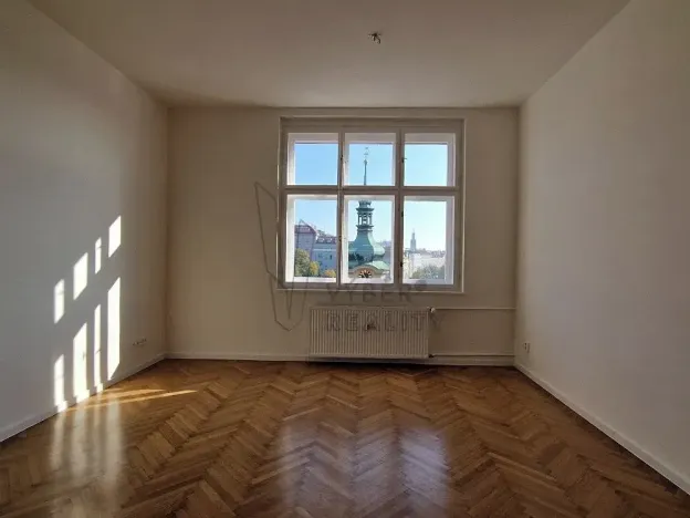 Pronájem bytu 2+kk, Praha - Vršovice, Smolenská, 50 m2