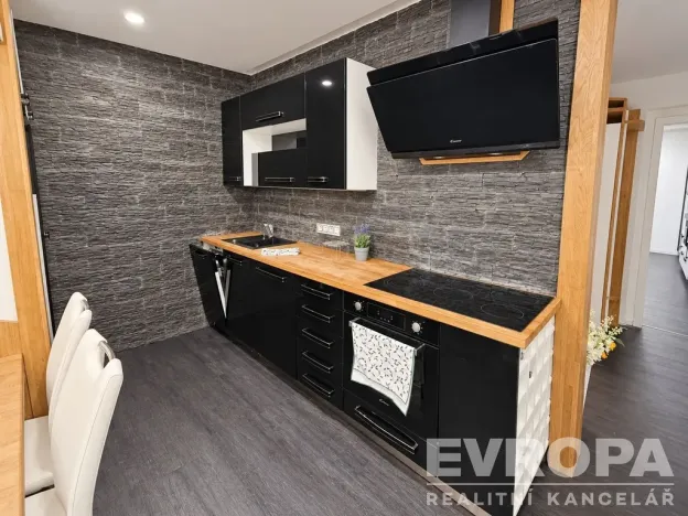 Prodej bytu 2+kk, Plzeň - Severní Předměstí, Křížkova, 76 m2