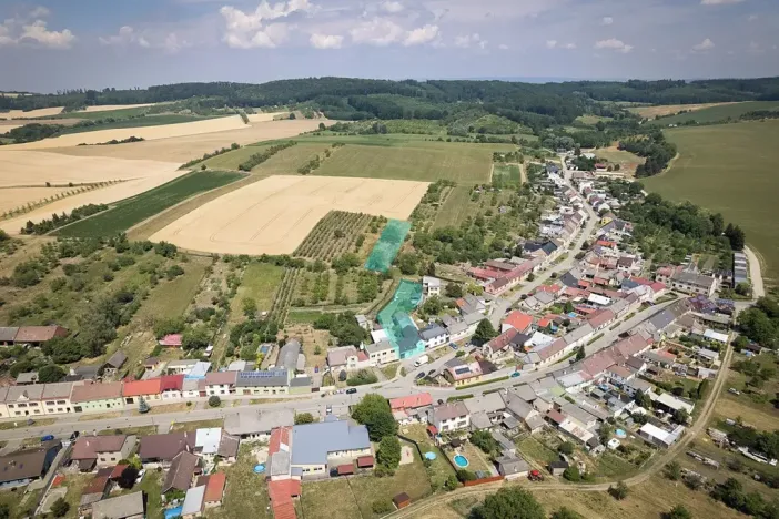 Prodej rodinného domu, Roštění, 450 m2