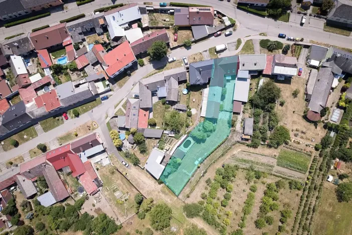 Prodej rodinného domu, Roštění, 450 m2