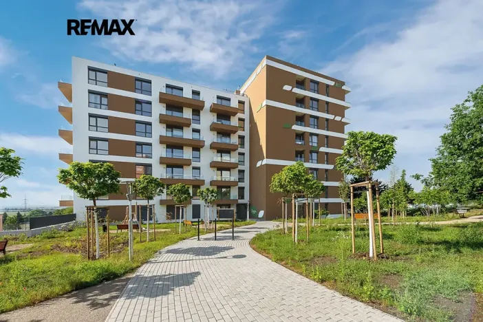 Prodej bytu 2+kk, Praha - Černý Most, Arnošta Valenty, 59 m2