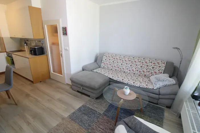 Pronájem bytu 2+kk, Praha - Uhříněves, Saturnova, 48 m2