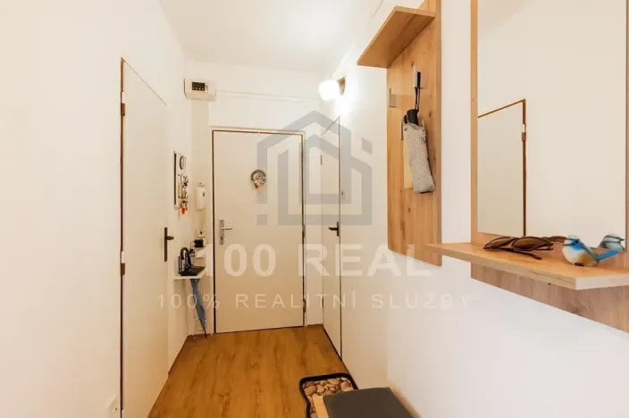 Pronájem bytu 2+1, Hradec Králové, Urxova, 64 m2