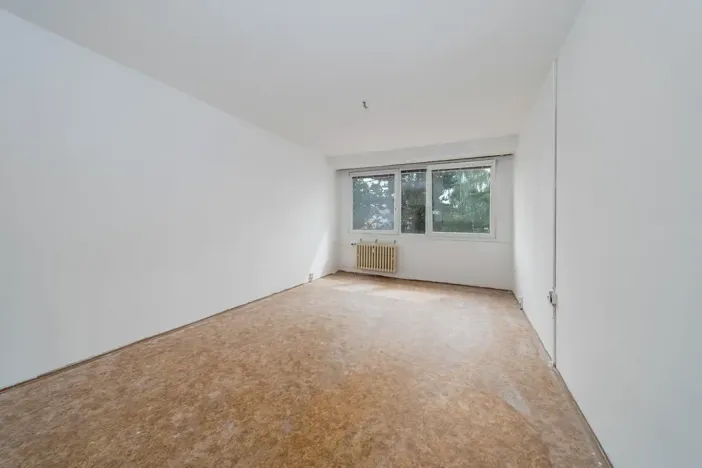 Prodej bytu 2+1, Praha - Kobylisy, Burešova, 62 m2