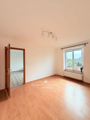 Prodej bytu 3+1, Pardubice, Sezemická, 58 m2