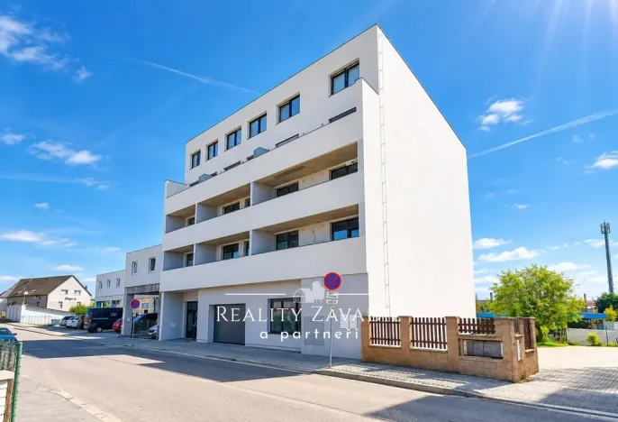 Pronájem bytu 1+kk, Benešov, Hodějovského, 33 m2