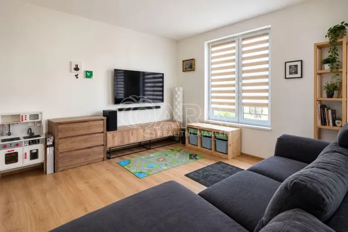 Pronájem bytu 2+kk, Praha - Hostivař, Rižská, 51 m2