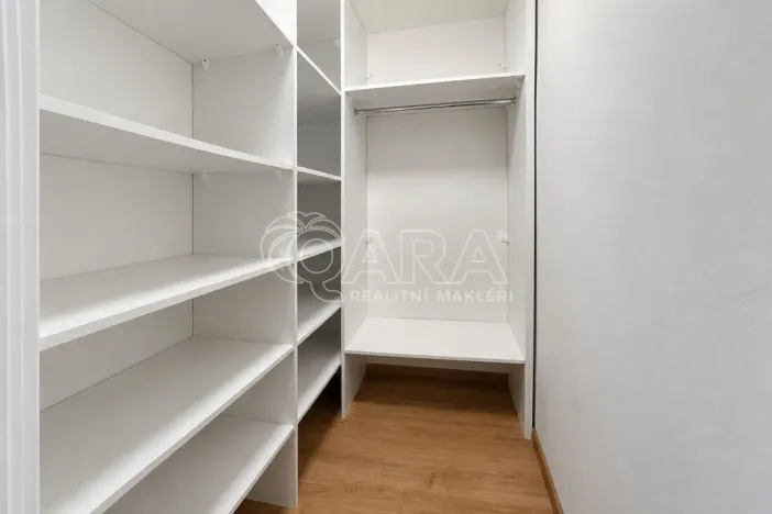 Pronájem bytu 2+kk, Praha - Hostivař, Rižská, 51 m2