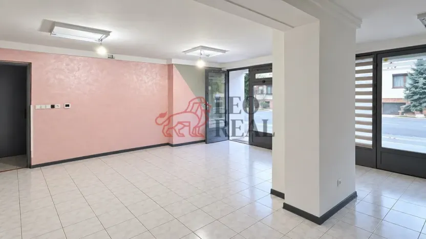 Pronájem obchodního prostoru, Dolní Němčí, Nivnická, 29 m2