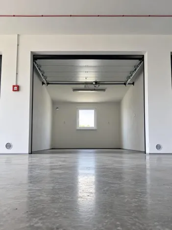Pronájem garáže, Moravské Budějovice, Jechova, 18 m2