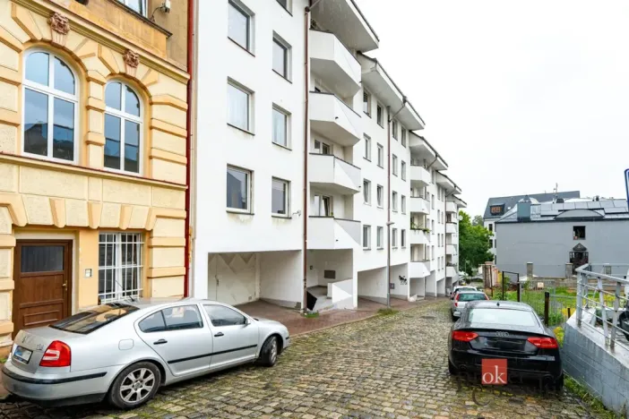 Pronájem bytu 2+kk, Liberec - Liberec II-Nové Město, Truhlářská, 90 m2