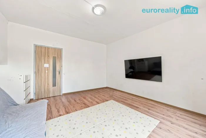 Prodej bytu 2+1, Stráž pod Ralskem, Máchova, 42 m2