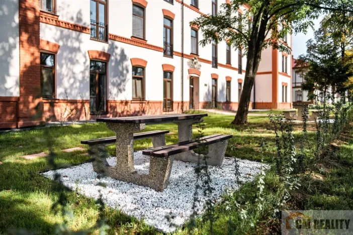 Pronájem bytu 1+kk, Olomouc - Hodolany, Holická, 38 m2