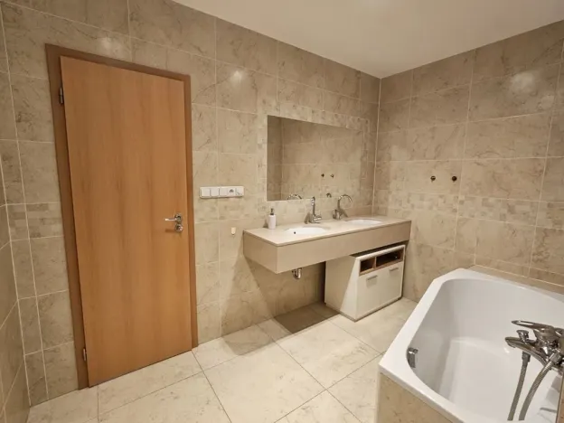 Pronájem bytu 3+kk, Praha, Nad Okrouhlíkem, 120 m2