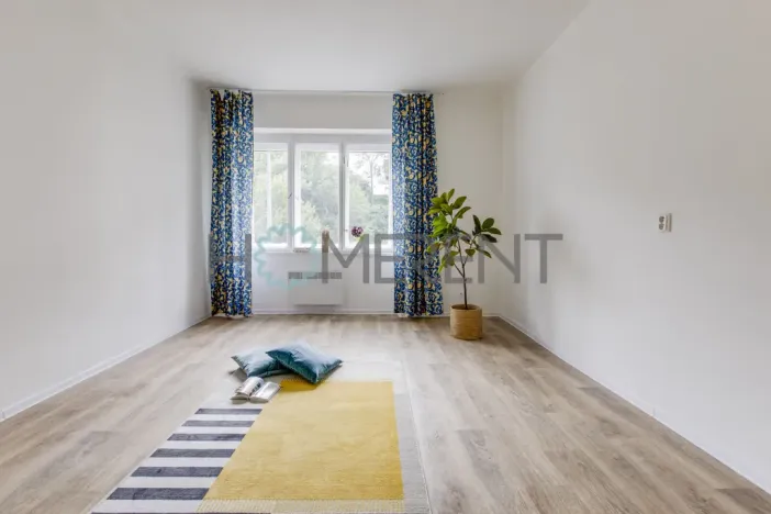 Pronájem bytu 2+1, Praha - Žižkov, Jeseniova, 44 m2