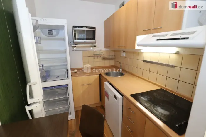 Prodej bytu 2+kk, Praha - Kobylisy, Taussigova, 45 m2