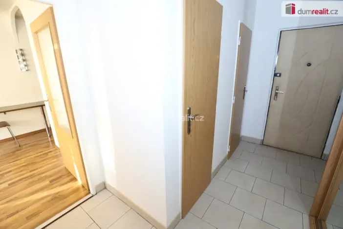 Prodej bytu 2+kk, Praha - Kobylisy, Taussigova, 45 m2