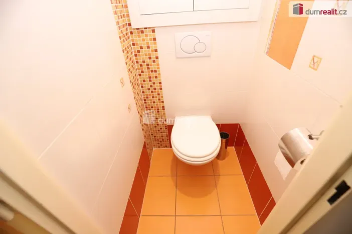 Prodej bytu 2+kk, Praha - Kobylisy, Taussigova, 45 m2