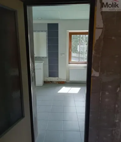 Prodej rodinného domu, Lužice, 233 m2