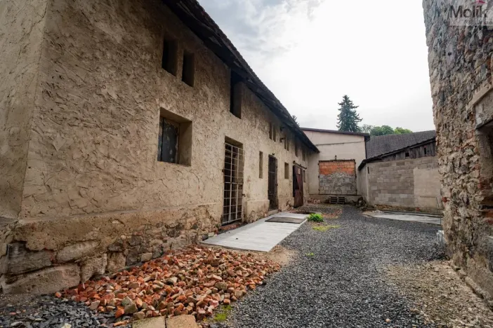 Prodej rodinného domu, Lužice, 233 m2
