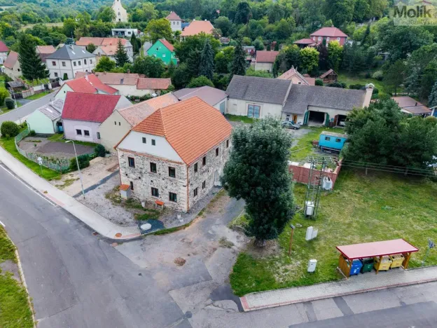 Prodej rodinného domu, Lužice, 233 m2