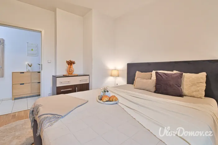 Prodej bytu 2+kk, Praha - Břevnov, Bělohorská, 46 m2