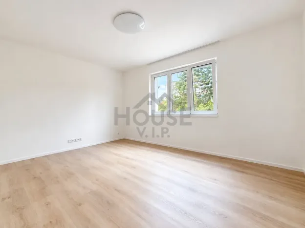 Prodej bytu 3+1, Praha, Sečská, 66 m2