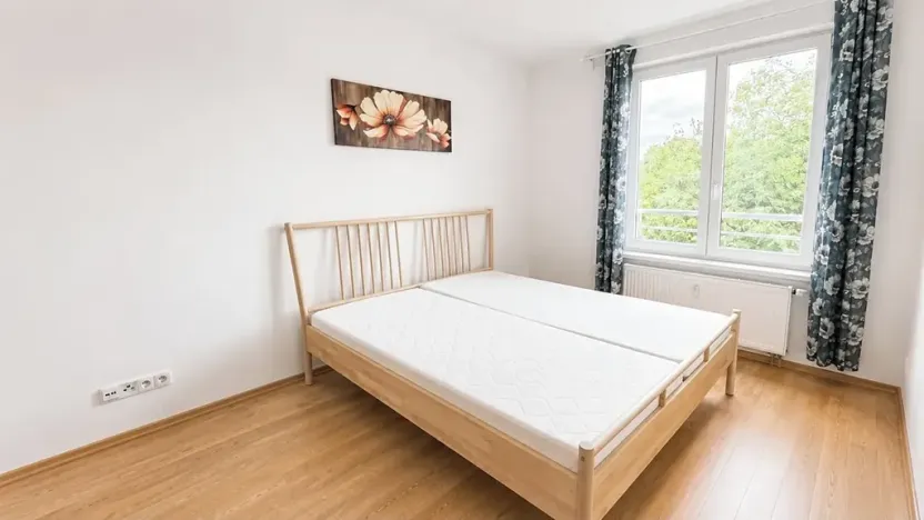 Pronájem bytu 2+kk, Praha - Záběhlice, Mattioliho, 57 m2