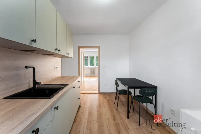 Pronájem bytu 2+1, Jihlava, Vrchlického, 56 m2