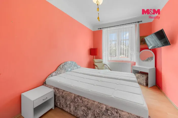 Prodej bytu 2+1, Děčín - Děčín VI-Letná, Ruská, 64 m2
