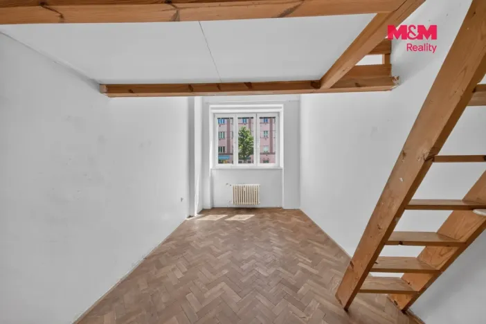 Prodej bytu 1+1, Praha, Bělohorská, 43 m2