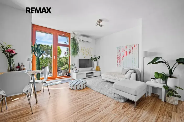 Prodej bytu 2+kk, Praha - Žižkov, Pod lipami, 45 m2